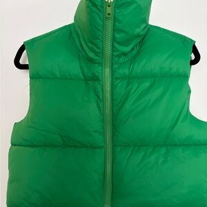 Women’s Green Puffer Vest - Lightweight Quilted Vest